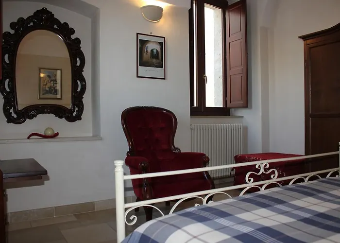 Palazzo Dei Gesuiti * Monopoli